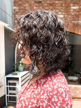 ラレイ ハラジュク(Lalei harajuku) 【白石】レイヤーボブスパイラルパーマウェーブヘア原宿