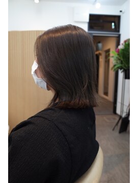 日々 大阪梅田(Hibi) ダークグレージュ×ミディ