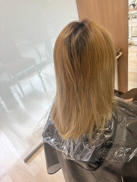 エル バイ ファースト(L by first) 【L by first】イルミナダブルカラー　シルバーベージュ