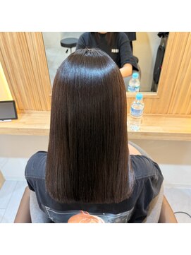 アトレ 南堀江店(attrait) 絹髪縮毛矯正髪質改善