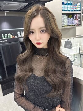 シイム(CYM) 【ビフォあり】エクステ×ブラウンベージュ