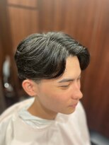 ロッドマントウキョウ 戸越店(RODMAN TOKYO)&nbsp;センターパートマッシュ　戸越銀座　理容室