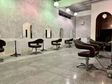 ウープス(Oops)の雰囲気（ゆったりとした、居心地の良い空間）