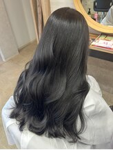 プリンプ トータルビューティ(PRIMP.total beauty)&nbsp;アイスグレー　透明感グレー　暗髪　黒染め　透明感カラー
