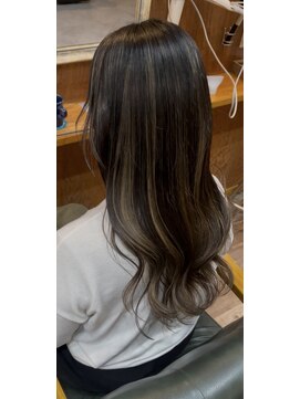ヘアーサロン アトリエ(Hair salon ATORIE) ロングレイヤーハイライトカラー