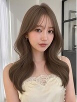 ユーフォリア 青山(Euphoria)&nbsp;大人可愛い大人美人くすみカラーアッシュグレーベージュ◎
