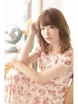 オハナ(ohana)&nbsp;【ohana/表参道】小顔を強調するひし形シルエットのセミディ