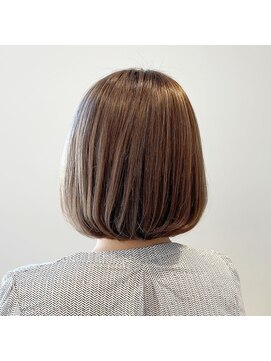 リノア 鵠沼海岸(LINOA) 艶ボブ