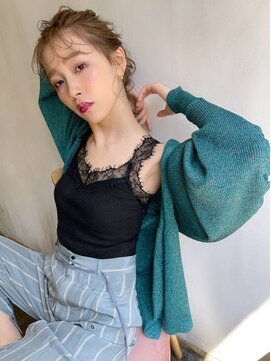 エクー(ECOO) 『　シアベージュ　×    ポニーテール　』