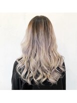 リトバイプティパ(Lit by petit-pas) ハイトーンホワイトグレージュグラデーションカラー♪