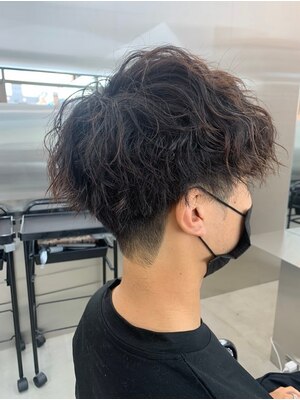 清潔感のある好印象ヘアで、仕事もプライベートも充実！少しのアレンジでONもOFFも楽しめるスタイルに◇