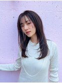 ロングレイヤーカット/顔周りレイヤー/ダークグレージュ/透明感