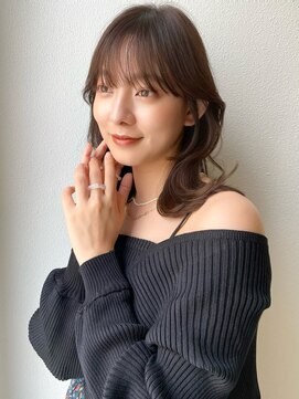 ガーランド (Garland) ミディアムヘア/顔まわりカット/オージュアカラー