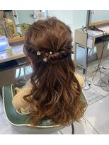 アース オーセンティック 高松レインボーロード店(EARTH Authentic)&nbsp;お呼ばれヘアセット　ハーフアップ