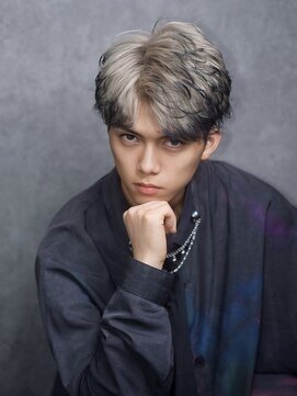 ノイル(Noil) エンドフェザーショート