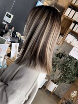 ヘアーデザイン ディードット ウル(D. ulu) 【渡辺秀斗】コントラストハイライト