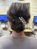 サロン ド ラクサージュ(salon de Luxage)&nbsp;ゆるふわシニヨン