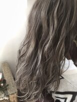 ラウレア(LAULEA)&nbsp;3Dシルバーグレージュカラー