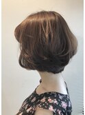 ふんわり前下がりボブ