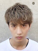 フィフス(fifth) ショートレイヤーツイストパーマツーブロックフェザーマッシュ