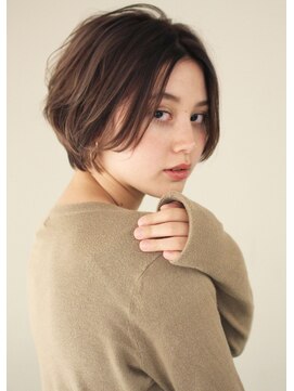 サーカス バイ ビュートリアム 青山(CIRCUS by BEAUTRIUM) ふんわり　大人可愛いショート