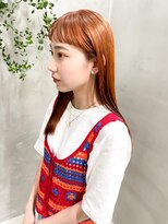 テトヘアー(teto hair)&nbsp;ぱっつん前髪オレンジカラーオレンジベージュロングヘア