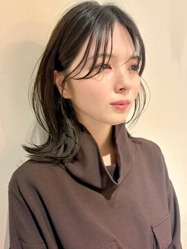 ルエ(rue) 大人可愛い20代30代40代小顔ウルフレイヤーボブ丸みショートボブ