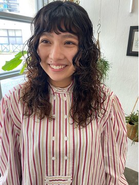 リーニュ(Ligne) スパイラルパーマ/クルクルパーマ