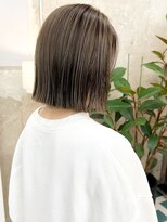 ノエ(noe) 切りっぱなしボブ×ハイライトカラー【デザインカラー】