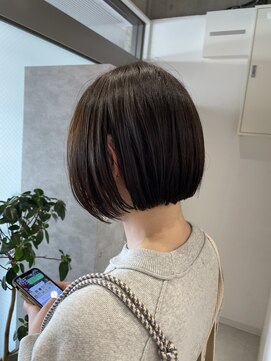 ムーン バイ ケンジ(moon by KENJE) #前下がり#パツっとボブ#ミニボブ