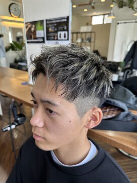 オンフリーク(ON FLEEK) ハイライトアップバング