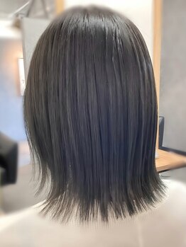 テティ(Tetty)の写真/自然な仕上がりが大人気◎ダメージを最小限に抑えた施術で、指通り滑らかなサラサラストレートへ。
