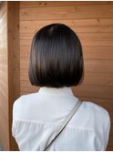 ツヤ髪ミニボブスタイル