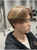 前下がりセンターパートブリーチミルクティーベージュ