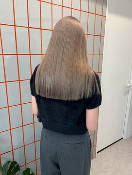 ペレ 原宿(PELE) ダブルカラー/ケアブリーチ/羽エクステ/原宿