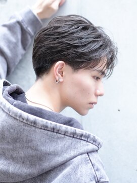 リップス 横浜(LIPPS) 大人フェザーショート