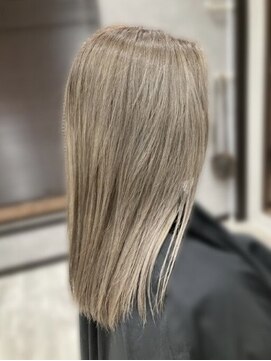 エイダ(EIDA) ■オトナ可愛いハイトーンカラーがオススメ☆
