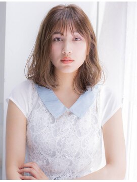 メゾンブラン アヴェダ(Maison Blanc AVEDA) 【外国人のような雰囲気♪】好感度upの柔らかミディ20代30代
