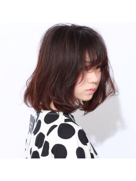 バレーチェア(valley chair) [バレーチェア]横顔美人伸ばしかけクラシカルミディアムボブ☆