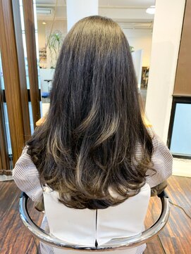 アトリエアルシュ(atelier ARCHE) アッシュグレイロング