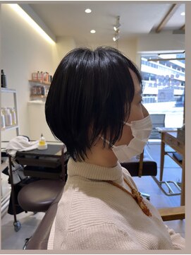 ブレンドバイハピネス(Blend by happiness) 30代 40代 クビレショート 髪質改善