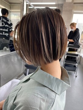 イキ 表参道(iki omotesando) モード/無造作ウェーブ/大人ガーリー[表参道駅]