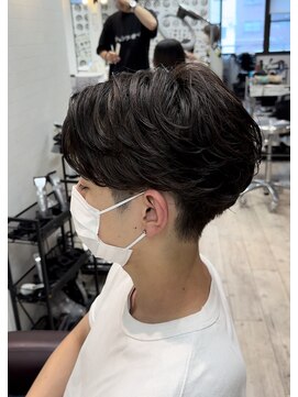 コワファーストナガサキシャンプーボーイ(COIFF1RST NAGASAKI SHAMPOO BOY) リバースパーマ　ニュアンスパーマ　長崎