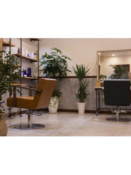 ◇ゆったりした雰囲気で受けられる施術が嬉しい◇カフェのようなおしゃれ空間のサロンは大人女性客の支持◎