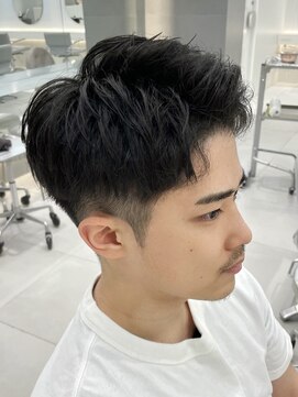 アールプラスヘアサロン(ar+ hair salon) アップバングツーブロショート