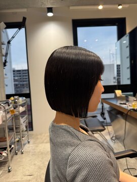 エリマ 武蔵小杉(elima) 女性らしく上品なくびれショートスタイル