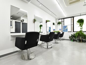 テンカラーズ 五反田(10COLORS)の写真/【ヘアカラー/グレイカラー専門店】全メニューセルフブローで低価格を実現◎初めての白髪染めも!