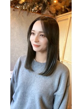 ウイ(ui) オリーブグレージュミディアム