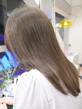 オリーブベージュ 赤み消し ブリーチなしダブルカラー Wカラー