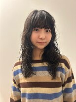 ニーム 栄(nimes) kaon ロングパーマ 癖毛っぽいレイヤーパーマ